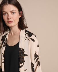 Woman El Corte Inglés - Blusa De Mujer Con Efecto Dos Piezas Y Flores en oferta