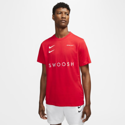 Nike Sportswear Swoosh Camiseta - Hombre - Rojo en oferta