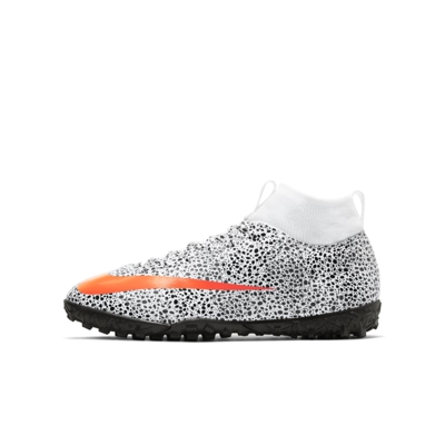 Nike Jr. Mercurial Superfly 7 Academy CR7 Safari TF Botas de fútbol para moqueta - Turf artificial - Niño/a y niño/a pequeño/a - Blanco