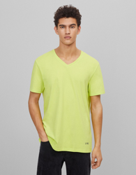 Bershka Camiseta Con Cuello En Pico Hombre Xl Lima en oferta