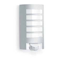 STEINEL 4007841657918 L12 Outdoor Entrance Light with PIR en oferta