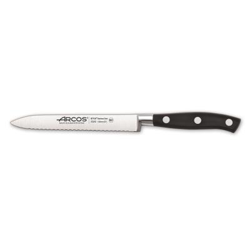 Cuchillo Tomatero Arcos Riviera 232000, acero Nitrum, mango de Polioximetileno, hoja 13 cm precio