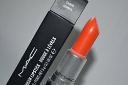 MAC Cremesheen Lipstick Saigon Summer (3 g) precio