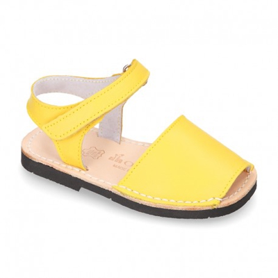 Menorquina Velcro Piso Flexible En Piel Extra Suave. 23 Amarillo.