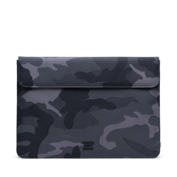 Funda Herschel Spokane Camuflaje Negro para MacBook 15'' precio