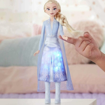 Bambola Disney Frozen 2 Personaggio Elsa Luci del Nord con Vestito Luminoso 30cm