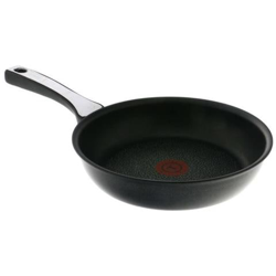 C6200202 -Padella (Elementi in Titanio, Base di induzione di 4,5 mm, indicatore di Temperatura Thermospot), Colore: Nero Padella 24 cm Nero características